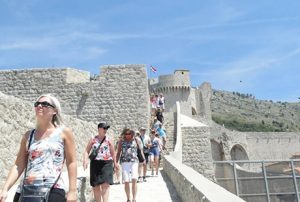 Ferie i Kroatien med Svane Rejser. Kør-selv-ferie, egen feriebolig eller krydstogt. Vi har også rundrejser med dansk rejseleder.