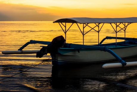 Bali-lovina-beach-sunset-BANNER
