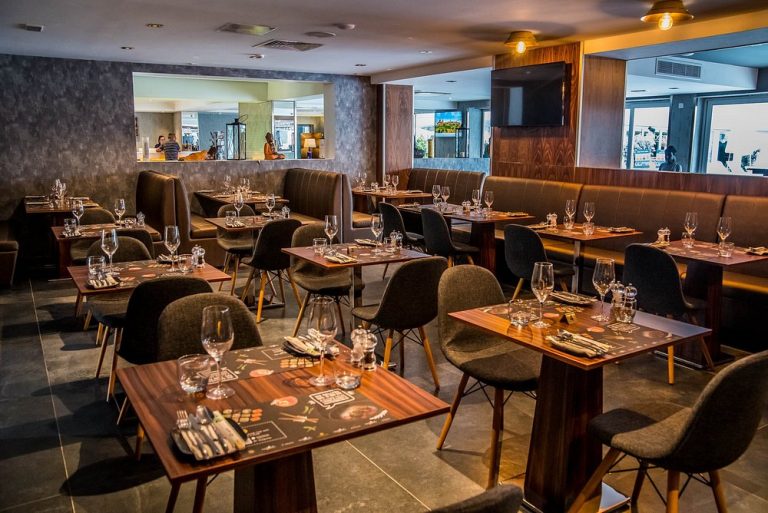 pebbles-resort-malta-svane-rejser-restaurant pebbles-resort-malta-svane-rejser-restaurant