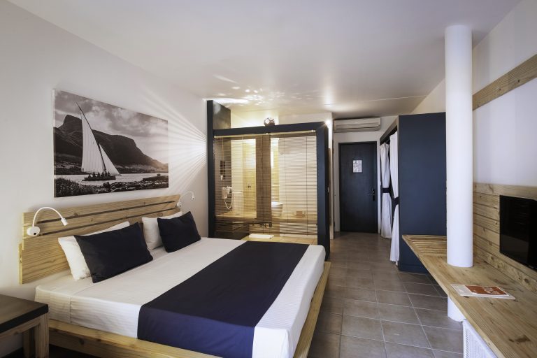 Hotel Pointes-aux Biches' værelser er alle moderne med et lokalt strøg