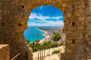 På denne vandreferie for singler til Costa Brava ser du Blanes