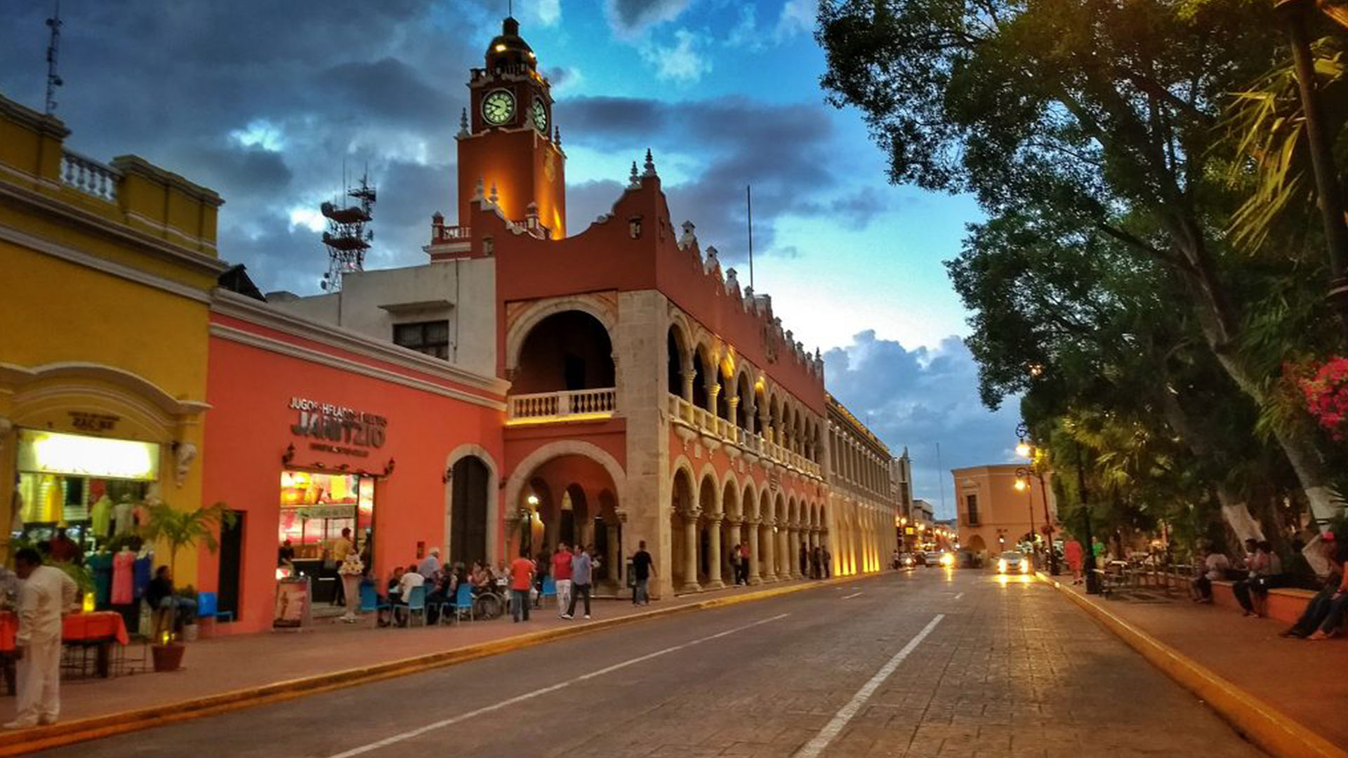 merida-mexico-svane-rejser-centro-mid