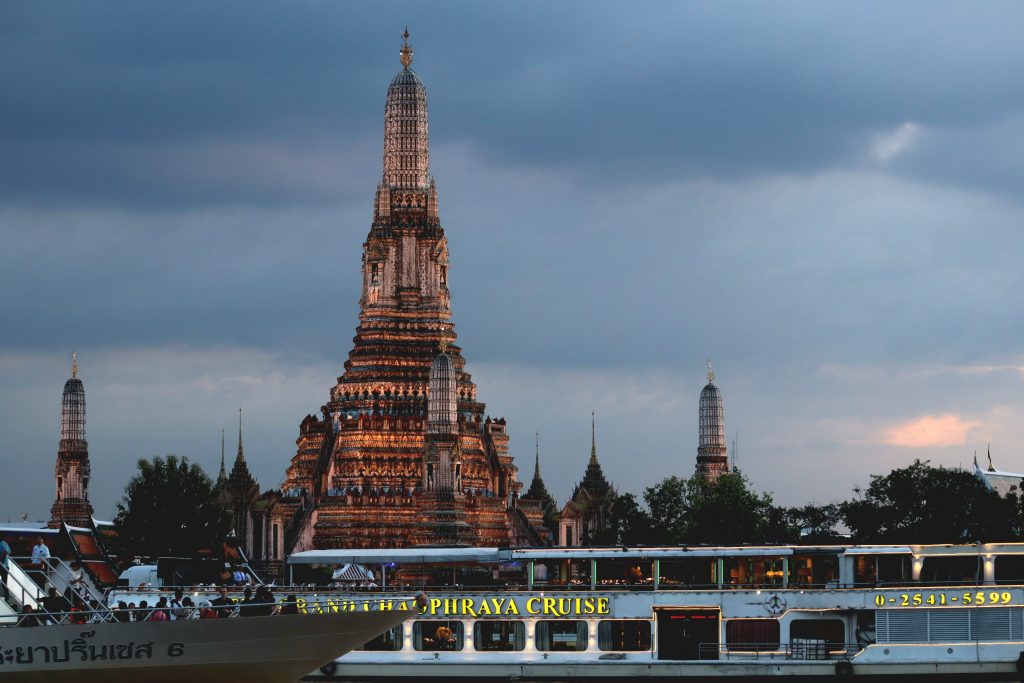 svanerejser-singlerejser-thailand-ayutthaya-wat-arum-cruise